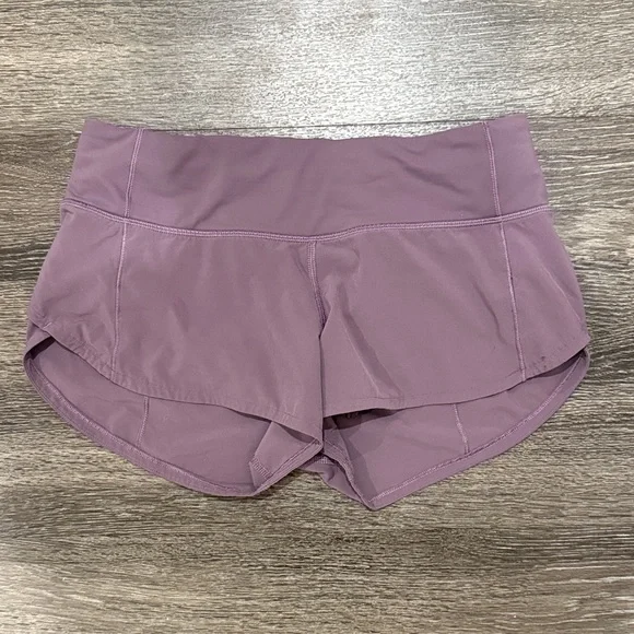 Purple Lululemon 2.5in Speed up shorts size 2 - Picture 1 of 6